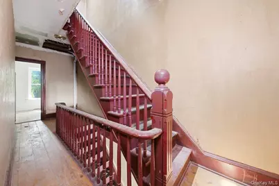 145 Renwick Street, Newburgh, NY 12550 - Photo 20