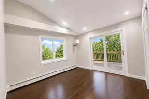 321 Sherbrooke Rd, Lindenhurst, NY 11757 - Photo 12