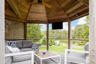 225 Lakeside Dr S, Southold, NY 11971 - Photo 22