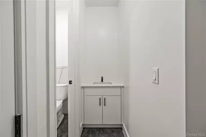 13 Warren Court #102, Monsey, NY 10952 - Photo 18