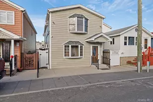 19 W 13th Rd, Far Rockaway, NY 11693 - Photo 1