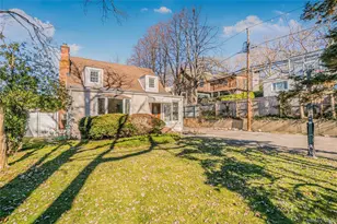15 Broadway, Great Neck, NY 11021 - Photo 2