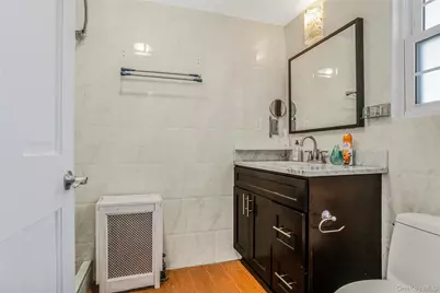 15 Broadway, Great Neck, NY 11021 - Photo 14