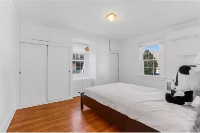 15 Broadway, Great Neck, NY 11021 - Photo 12