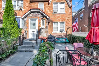 54-55 65th Place, Maspeth, NY 11378 - Photo 18