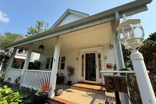 31 Jacobson Ave, Huntington, NY 11743 - Photo 2
