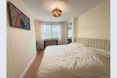31 Jacobson Avenue, Huntington, NY 11743 - Photo 12