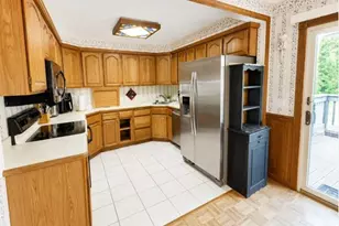 5 Forest Ln, Coram, NY 11727 - Photo 2