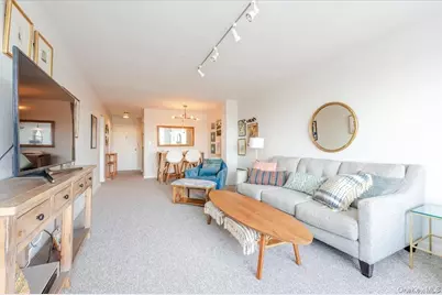 1 E Broadway #6Q, Long Beach, NY 11561 - Photo 10