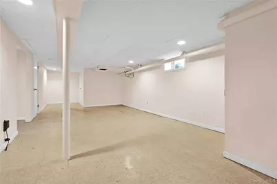35 Mayfair Avenue, West Hempstead, NY 11552 - Photo 14