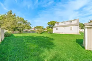 214 Root Ave, Central Islip, NY 11722 - Photo 22