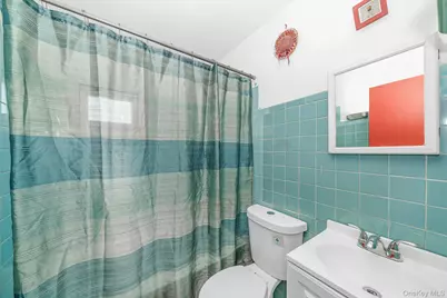 214 Root Avenue, Central Islip, NY 11722 - Photo 12