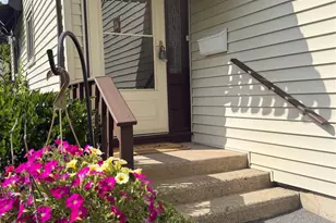 43 Jefferson Oval, Yorktown Heights, NY 10598 - Photo 2