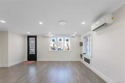 146-18 Laburnum Avenue, Flushing, NY 11355 - Photo 14