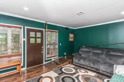 1091 Westminster Avenue, Dix Hills, NY 11746 - Photo 16