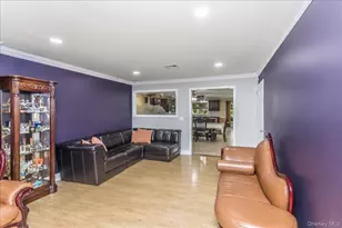 1091 Westminster Ave, Dix Hills, NY 11746 - Photo 6