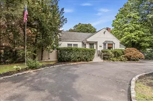 1091 Westminster Ave, Dix Hills, NY 11746 - Photo 2