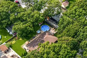 32 Rutland Rd, Mastic, NY 11950 - Photo 4