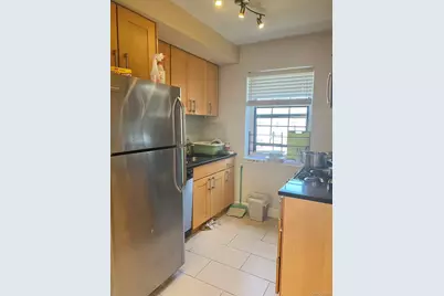 78-11 Main Street #3F, Kew Gardens, NY 11367 - Photo 4