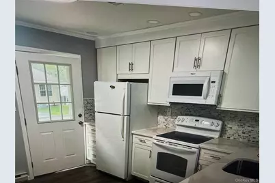 333 A Woodbridge, Ridge, NY 11961 - Photo 12