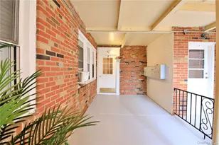 750 E Broadway, Long Beach, NY 11561 - Photo 14