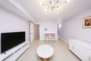 493 Medina St, New York, NY 10306 - Photo 14