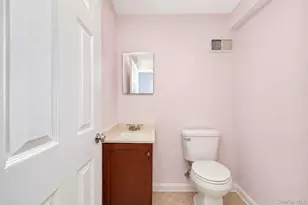 493 Medina St, New York, NY 10306 - Photo 30