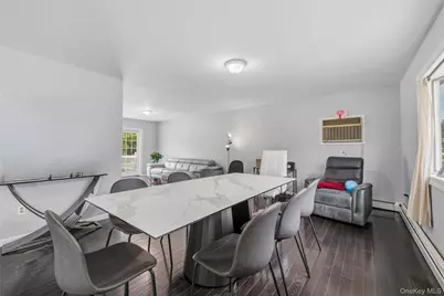 35 Newbury, Monroe, NY 10950 - Photo 4