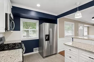 52 Larry Road S, Selden, NY 11784 - Photo 10