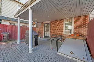56-23 61st St, Maspeth, NY 11378 - Photo 36