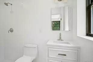 180 E Hartsdale Ave, Hartsdale, NY 10530 - Photo 20