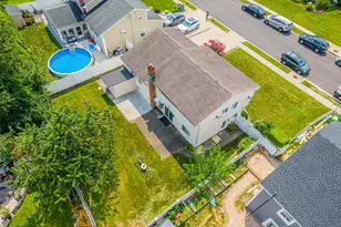 16 Hunt Pl, Bethpage, NY 11714 - Photo 36