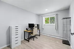 16 Hunt Pl, Bethpage, NY 11714 - Photo 24