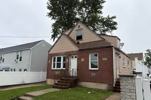119-11 194th St, Saint Albans, NY 11412 - Photo 1
