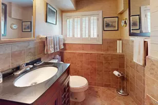 18 W Gaylore Dr, Amityville, NY 11701 - Photo 12