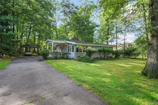 29 Fay Rd, New City, NY 10956 - Photo 2
