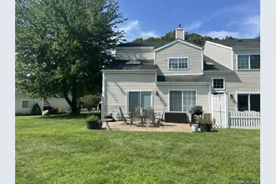 104 Owls Nest Court, Manorville, NY 11949 - Photo 2
