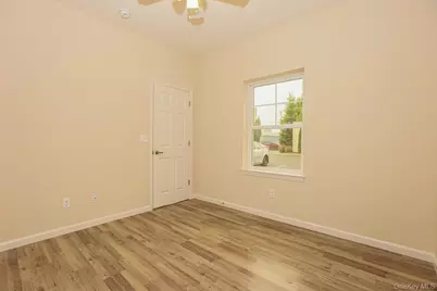 1 Grace Lane, Lindenhurst, NY 11757 - Photo 10