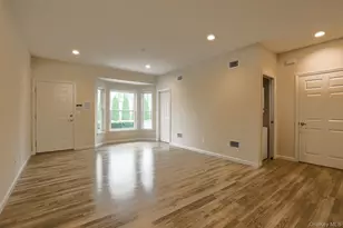 1 Grace Ln, Lindenhurst, NY 11757 - Photo 6