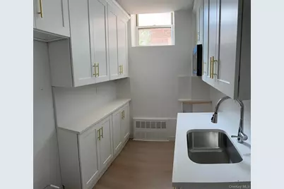 125 Beach 124th Street #1B, Rockaway Park, NY 11694 - Photo 4
