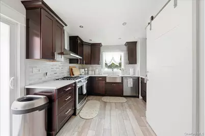 25 Coolidge Avenue, Yonkers, NY 10701 - Photo 12