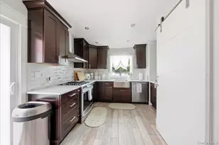 25 Coolidge Ave, Yonkers, NY 10701 - Photo 12