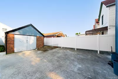 11640 141st Street, Jamaica, NY 11436 - Photo 2