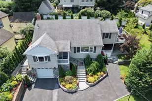 38 Harney Rd, Scarsdale, NY 10583 - Photo 2