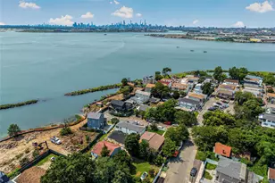 419 Harding Park, Bronx, NY 10473 - Photo 6