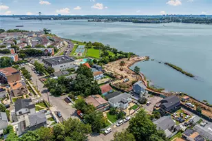 419 Harding Park, Bronx, NY 10473 - Photo 4