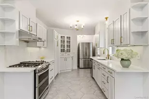 32 Franklin Ave, Sea Cliff, NY 11579 - Photo 12
