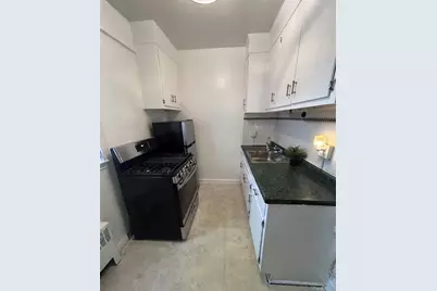 230 Pelham Road #5o, New Rochelle, NY 10805 - Photo 2