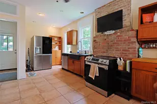 16 Elm St, Newburgh, NY 12550 - Photo 16