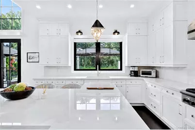 78 Three Ponds Lane E, Woodbury, NY 11797 - Photo 8